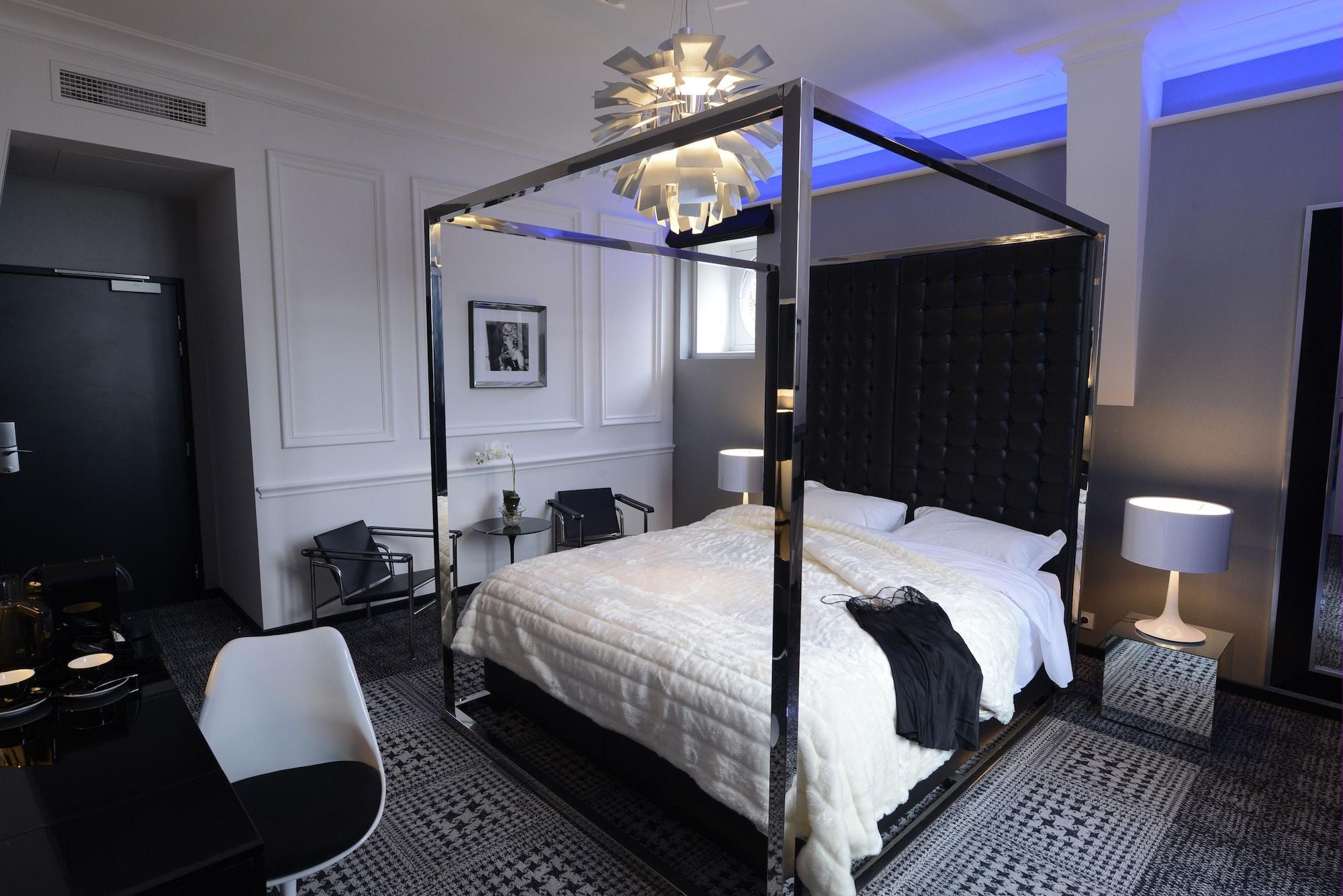 Art Hotel Рошкорбон Екстер'єр фото