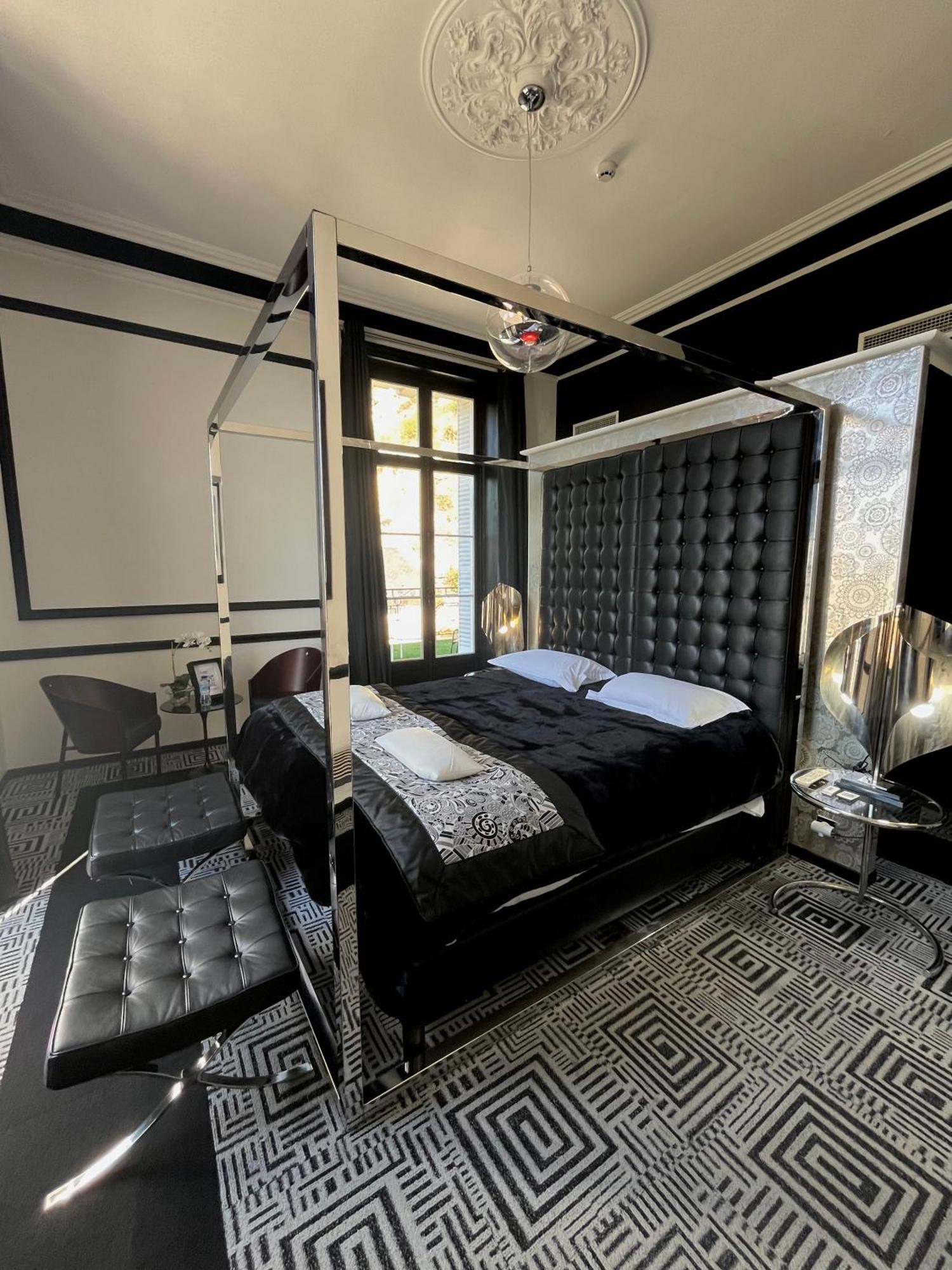 Art Hotel Рошкорбон Екстер'єр фото